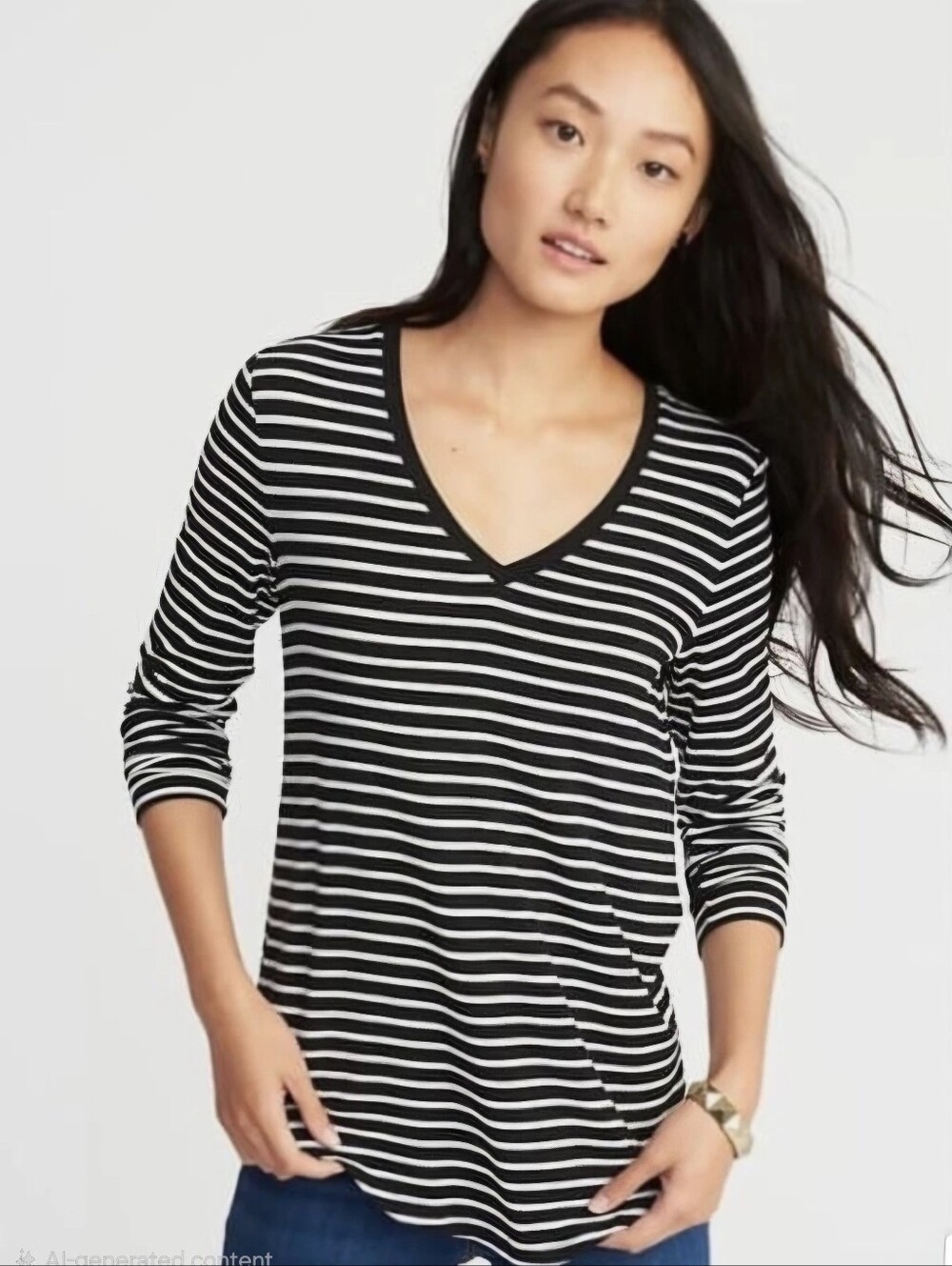 Old Navy Luxe Black and White Striped V-Neck Long Sleeve Top, Size S